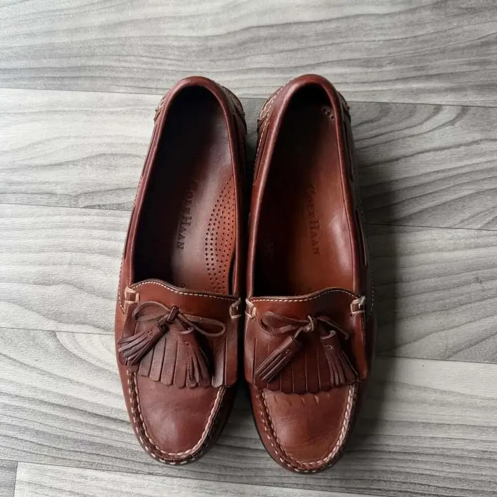 Vintage Cole Haan Country Burgundy Leather Tassel Loafers Mens 8